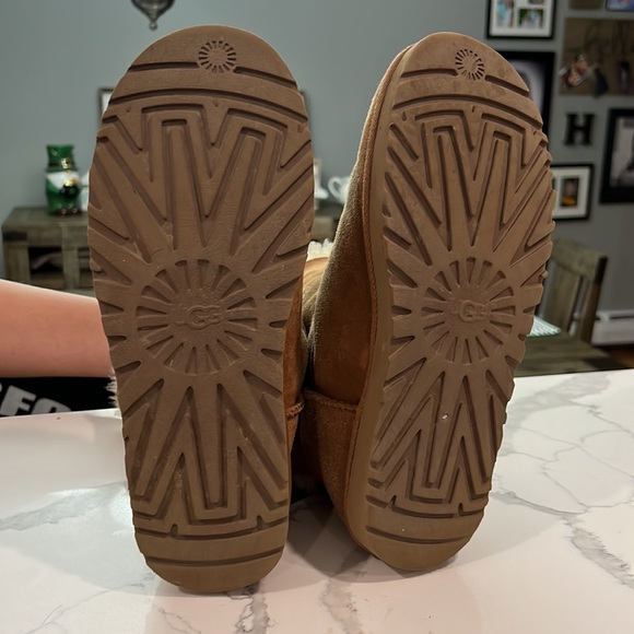 Tan colored size 10 Ugg boots for sale.  Lightly worn - maybe 5 times. - Picture 4 of 5